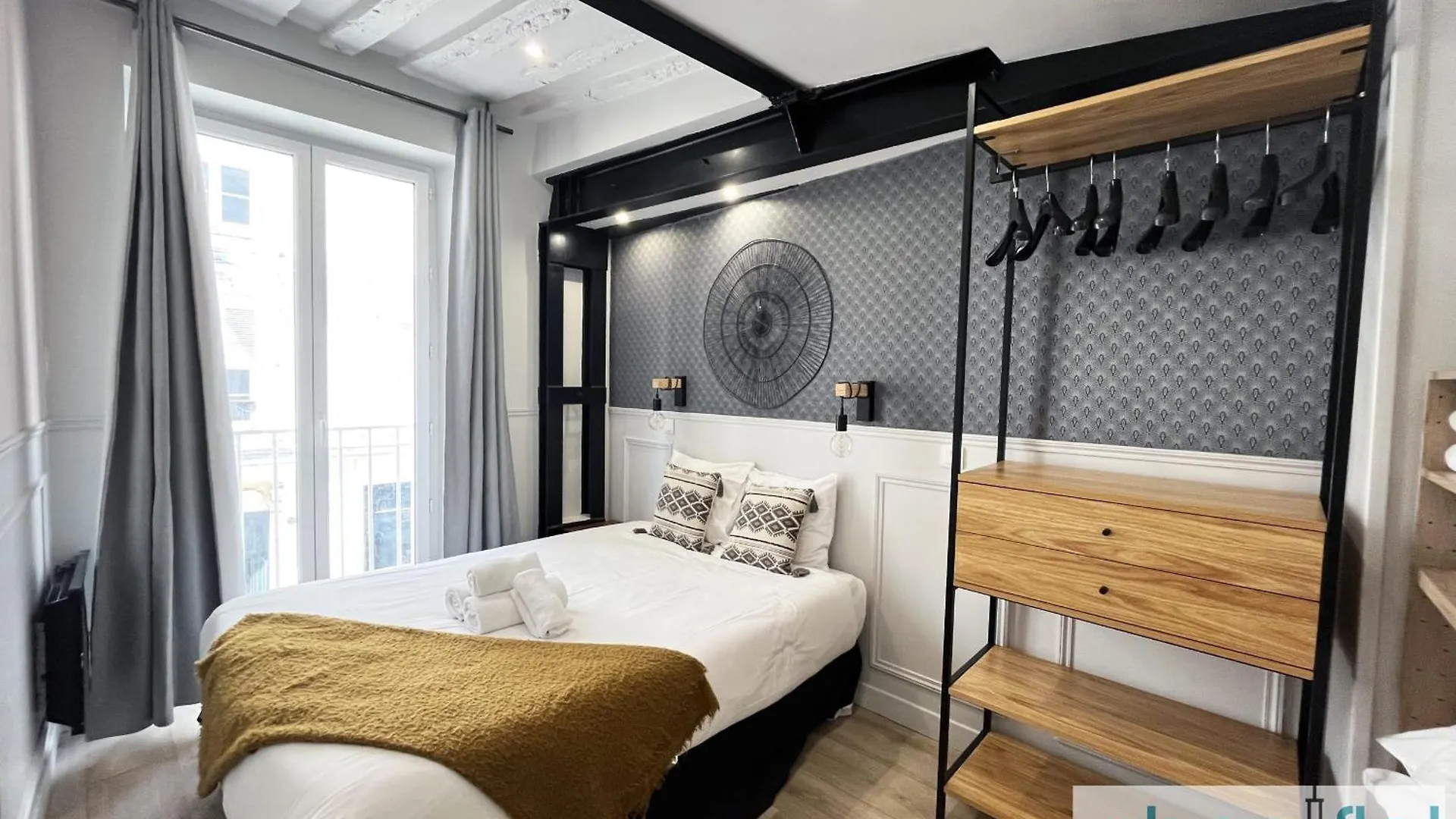 44 - Pretty 2 Bdr Flat In Paris Apartment