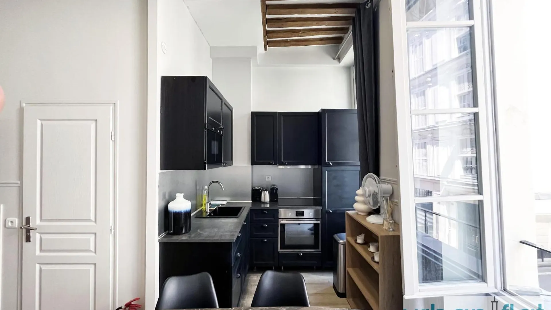 44 - Pretty 2 Bdr Flat In Paris Apartment France