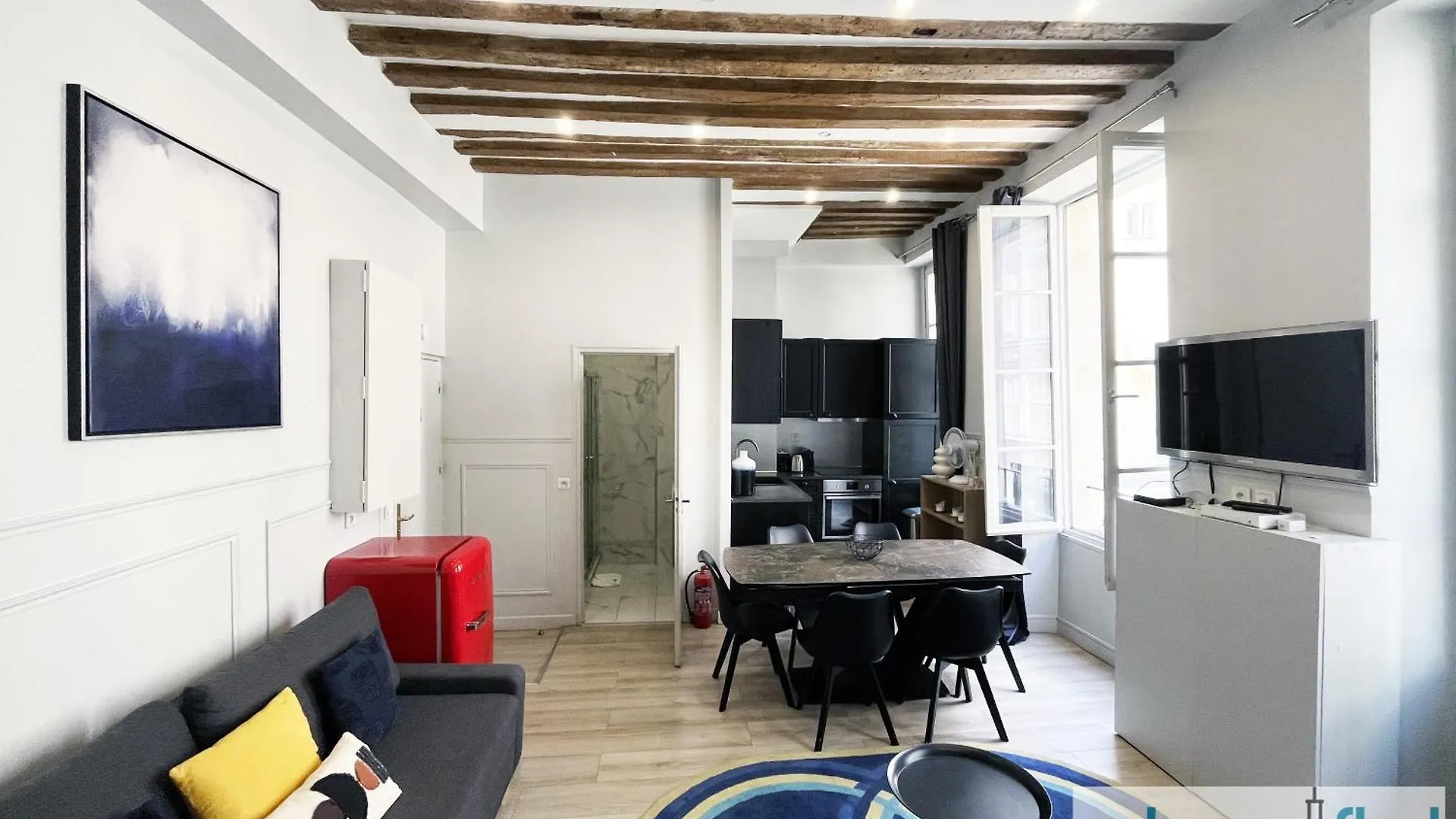 44 - Pretty 2 Bdr Flat In Paris Apartment